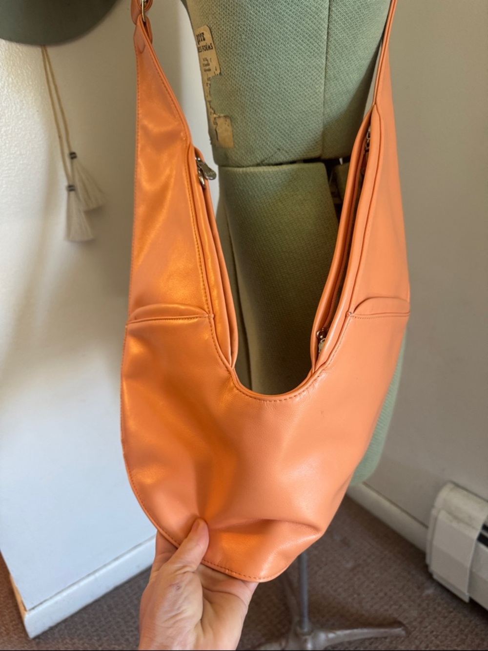 Sash Orange vegan leather Sleek Peach Crossbody Sling Bag for Women - Picture 2 of 5